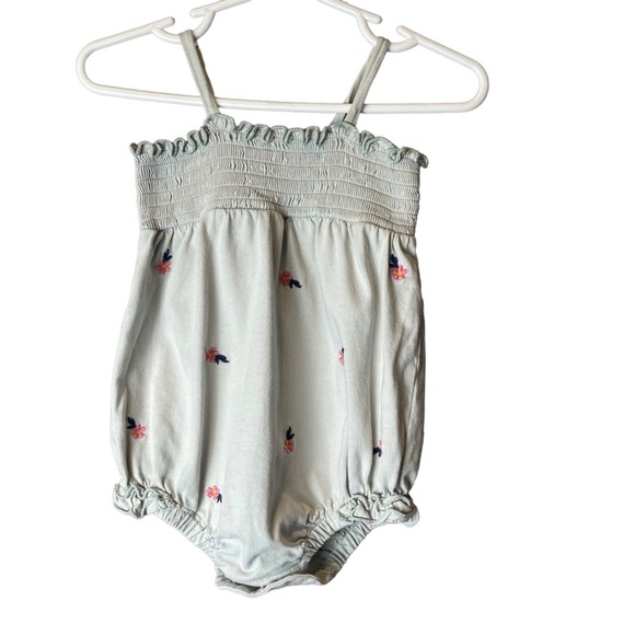 Nordstrom Other - Nordstrom Baby Smocked Romper Embroidered Floral 6M